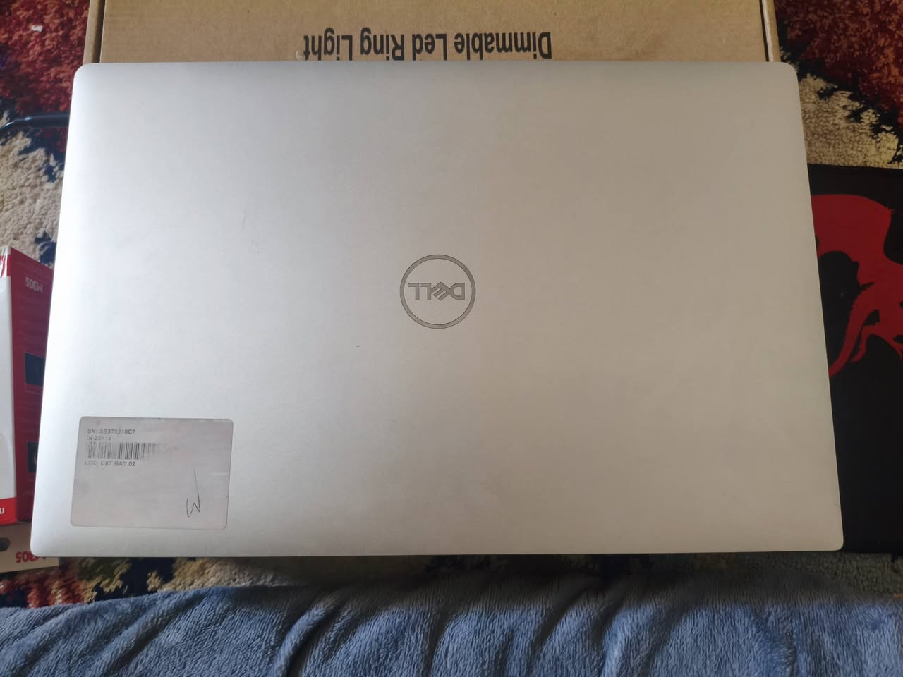 لابتوب قوي للإلعاب والبرامج الثقيلة Dell Precision 5540 Workstation
#مواصفات_قوية

🔷 المعالج كور i7 من الجيل التاسع بأعلى و أقوى فئة ( H ) و فئة H تعني: High Performance أي (فئة الأداء القوي) وهذه الفئة خاصة للإلعاب وبرامج التصاميم والهندسة.

🔷 الرامات حجم 32 كيكا DDR4 

🔷 الهارد 1T نوع SSD - NVMe (أسرع من SSD العادي إللي هو أصلاً سريع)

🔷 يحتوي على كارتين شاشة:

الأول كارت داخلي: أحدث نوع (ألترا أتش دي - UHD) حجم 4 كيكا

الثاني كارت خارجي: NVIDIA Quadro T1 حجم 8 كيكا أسرع فئة GDDR5 

🔷 الشاشة من أحلى الشاشات اللى ممكن تشوفها، 15.6 إنج Full HD (تشبع لوني رائع +  حواف سلم)

🔷 كيبورد (ضوئي) + thg

#السعر650 ماوس + حقيبة *********** (موجود واتساب)

