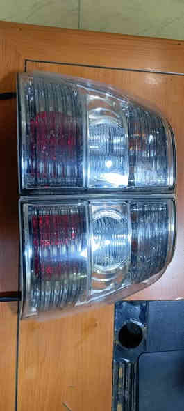 السلام عليكم بك لايت مع مروحة شغالة سعرهن ١٠٠ الف مكاني بغداد شارع الصناعة مقابل  حلويات الخاصكي ***********
