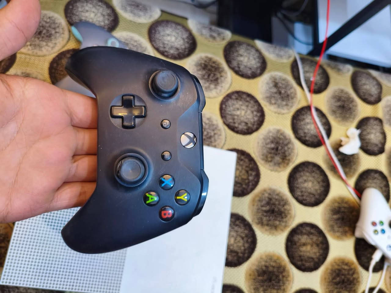 السلام عليكم ❤️‍🔥 Xbox one s للبيع جهاز ما  مفتوح لك ستيكر جهاز نضيف  كامل ملحقاته اضافه الئ يده اضافيه السعر 150 😍 العنوان النجف الأشرف حي الجامعه شارع المدارس (شارع المستوصف) ويوجد خدمه توصيل .


**إذا كنت صاحب هذا الإعلان وتريد حذفه لأي سبب، رجاءا أرسل رسالة إلى الدعم الفني**