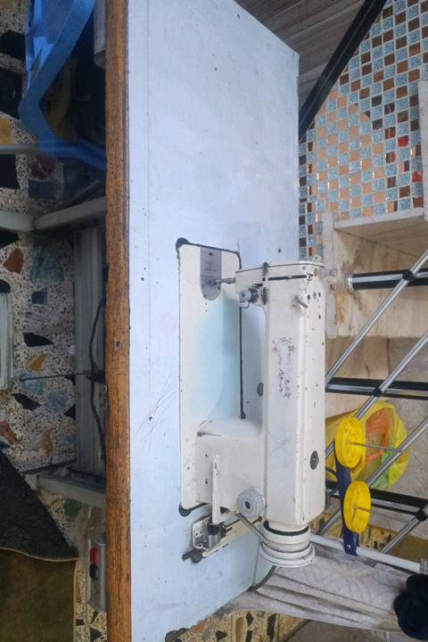 سلام عليكم مكينة للبيع صناعية جاهزة المكان بغداد ام الكبر خلف جامع الفردوس 