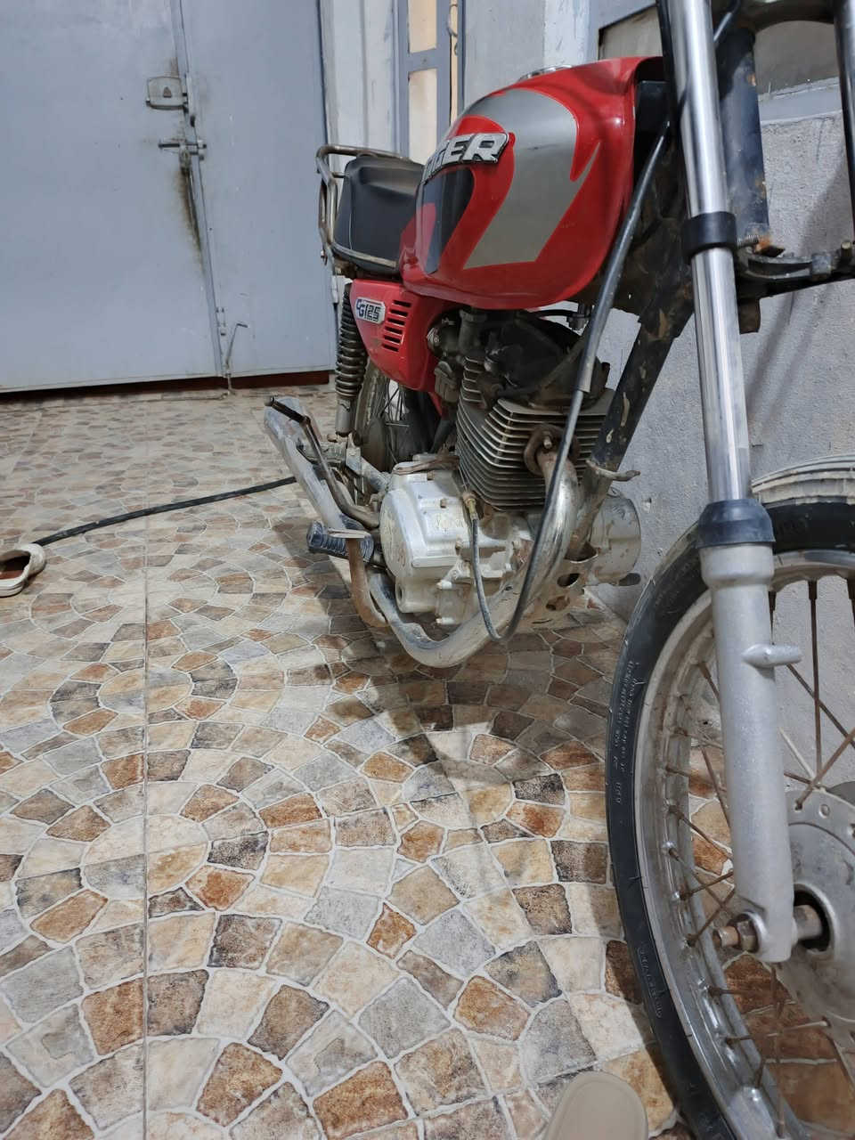 سلام عليكم دراجه البيع شلعه ومعدل خمسه كير محرك mtr 150cc لاتنقيص لانضوح لاتبخير  ماناقصه شي رقم ***********
