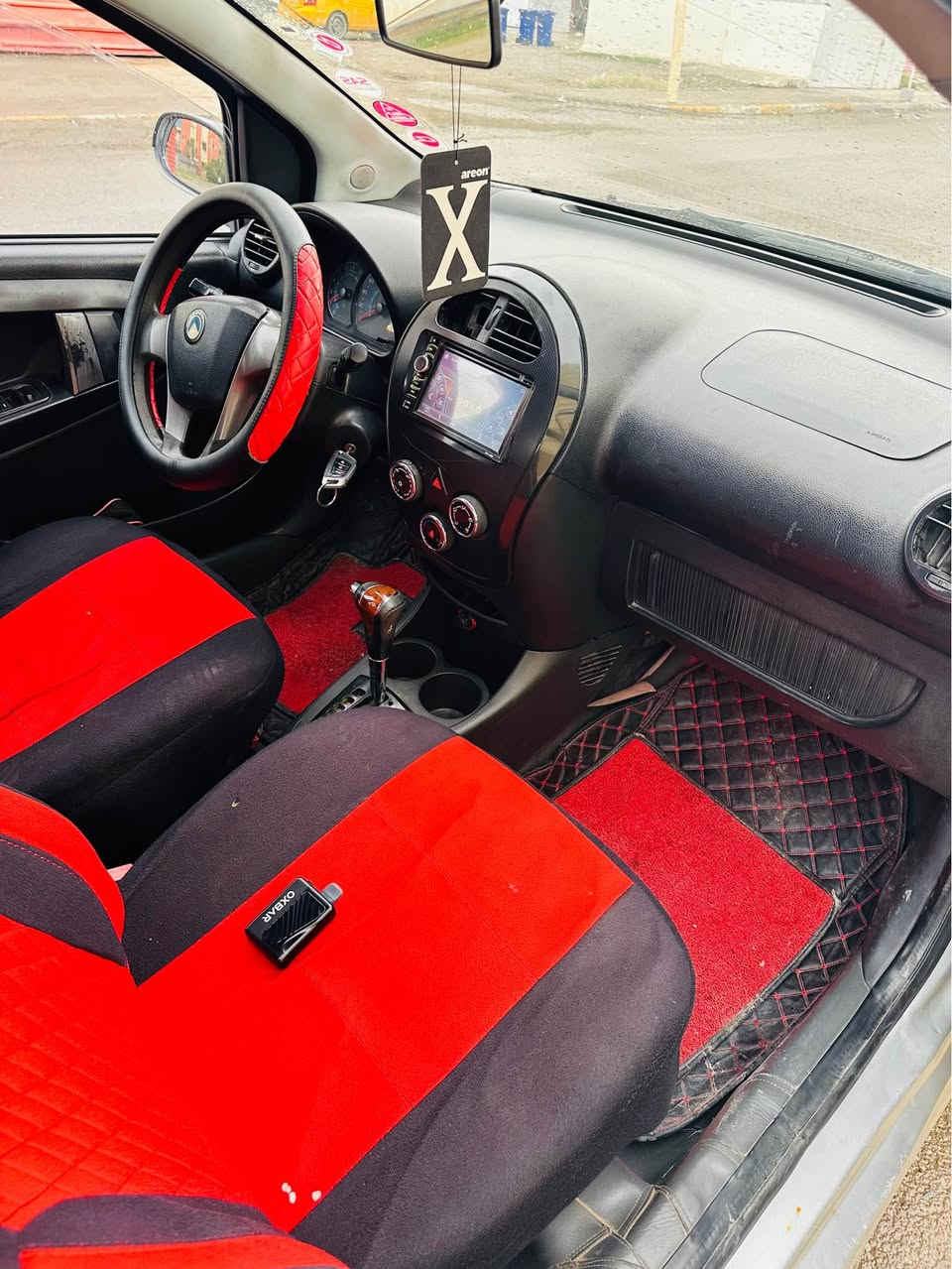 جيلي بانده البيع موديل2013 مكينه كير شرط كير اتمتيك سنويه جديد لحد 30 بسمي بي تفتر بنزين ⛽️ تبريد ثلج ❄️ بي قطعتين صبغ سياره جهز مابي نقص سعر 53 بي مجل كركوك واسطي *********** كركوك, العراق
