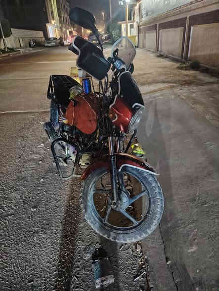 بوكسر موديل 21 كلاسك
للبيع او مراوس ب  rk ووانطي فرق
 مجفت قبل اسبوع

خير من الله ما محتاجله شي  كبل للشارع

مرقم وسنويه وهزه ب شهر 8

شرط التحويل

مكان بغداد كراده يم الجامعه التكنلوجيه

سعر ١٩٠٠ وبيه مجال بسيط

***********
