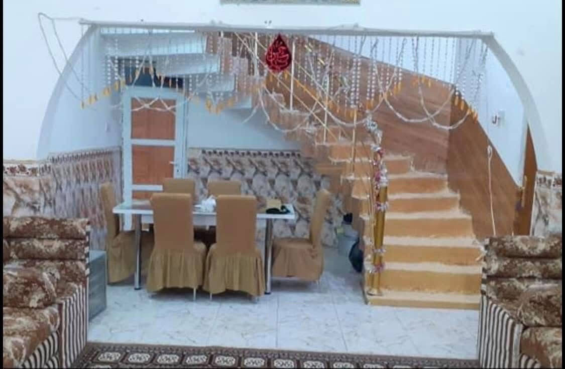 بيت مساحه١٦٠ طابقين
عنوان بصره عويسان قرب مركز لبراضعيه
الاستفسار على هذ الهاتف:*********** 
تواصل واتساب + هاتف
