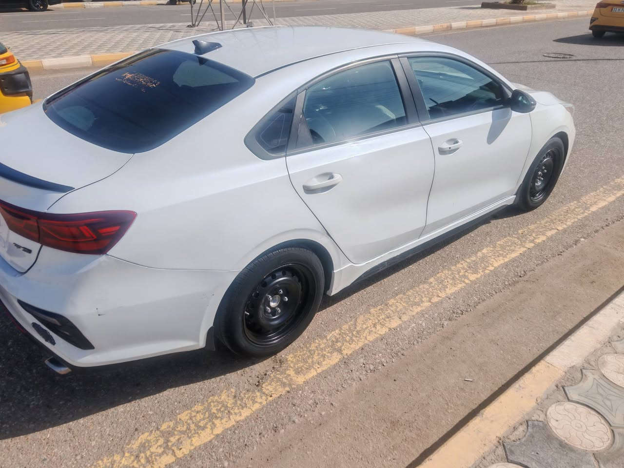 فورتي مديل 2021
جي تي لاين فول موصفات
حادثها تبديل جاملغ وبنيد بدون ايرباك
للاستفسار ***********
