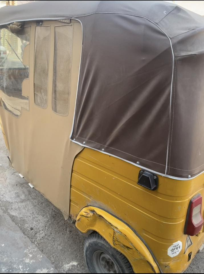 سلام عليكم تكتك موديل2019 شهر 12 اوراق  مكينه خير من الله طخات شوف العين مكفوله من صبغ ومعجون سعر ٤٥٠٠ 
ملاحضه فقط الباتري كاعد 
   ***********
