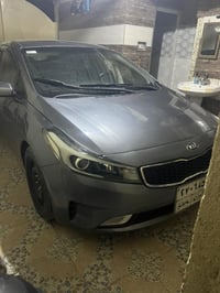 فورتي١٧ كيا فورتي 2017 امريكي فول مواصفات عدا الفتحه فئة S مواصفاتها ب...