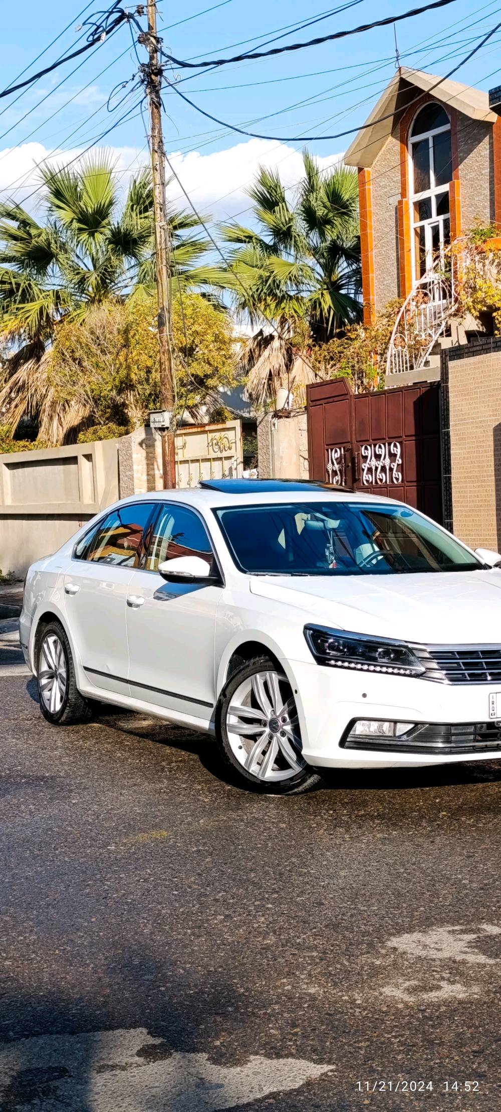 ***********
مكان السيارة كركوك 
باسات 2018 محرك 2000
سياره استخدام شخصي ماشيه 50000 ميل شرط محرك وكير مكفول وشرط التحويل والغرامه

سياره كاملة مكملة بدون اي نواقص ولا صرفيات

فول فول مواصفات SEL
فتحة سقف سلاید
ابواب بصمة
بصمة تشغيل
كامره 
رادار امامي تحديد مسار
رادار جانبي نقاط عمياء)
رادار خلفي التحذير من الاصطدام
حساسات امامي
حساسات جانبي
حساسات خلفي
كشنات جلد
كشنات كهربائي
كشنات هیتر
تحكم استيرن
تبريد مركزي
لايتات ليد زينون بيلادي
بيلادي LED بكلايتات