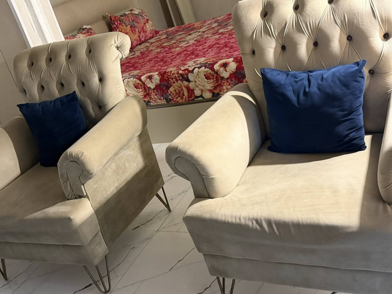للبيع
غرفة ب200 قفل
تخم النيلي ب300 
والزيتوني ب300 
رجاءاً السعر قفل وبس الشراي يدخل 
المكان بغداد شارع فلسطين


**إذا كنت صاحب هذا الإعلان وتريد حذفه لأي سبب، رجاءا أرسل رسالة إلى الدعم الفني**