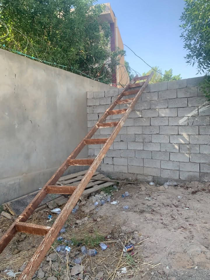 درج حديد قوي كلش  ب120 وبي مجال  حك الجيه 
***********
