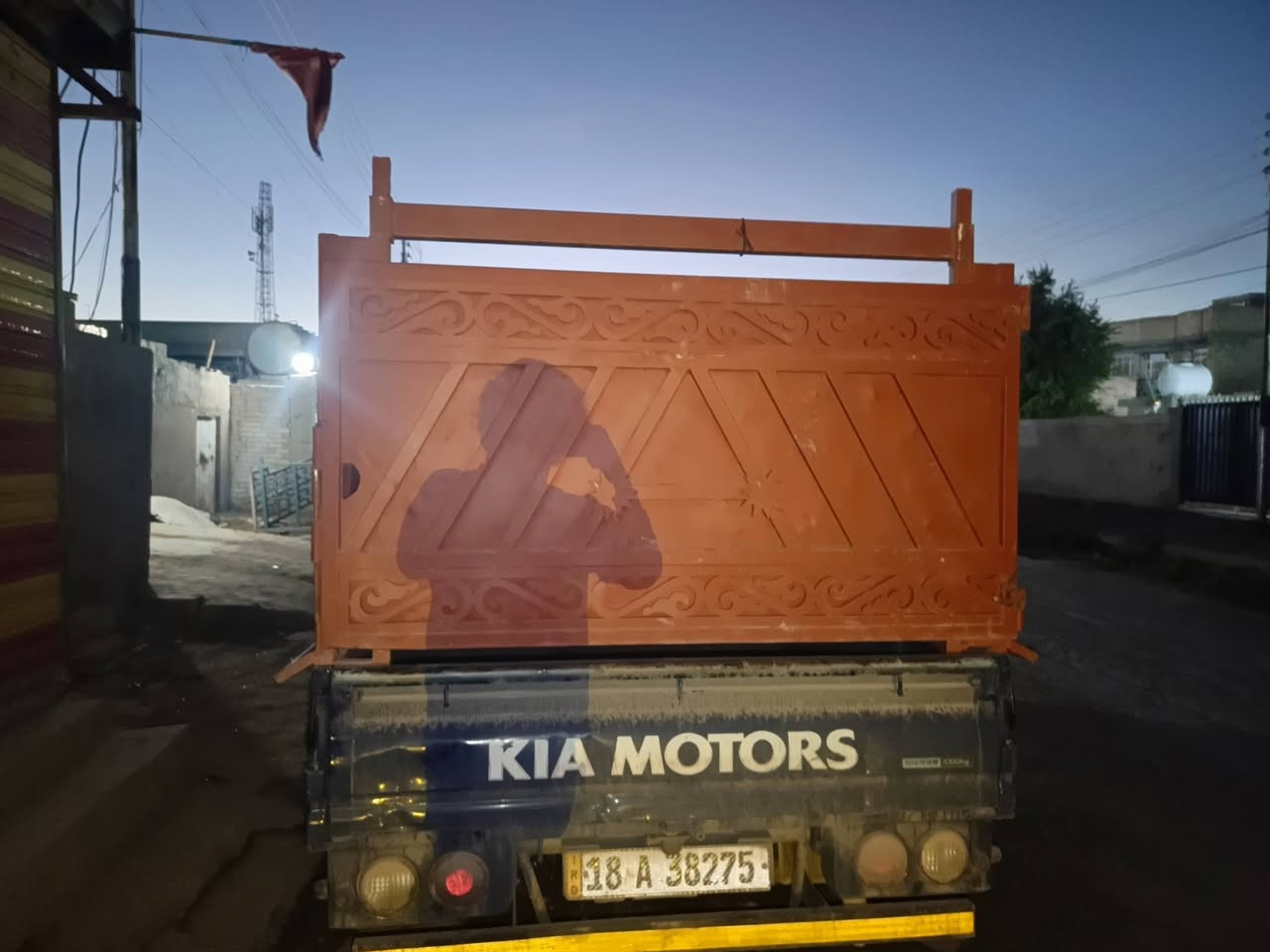 سلام عليكم محجر بلازمه جديد حديد تركي ما بي اي خياس السعر 500 وبي مجال كلش قليل مكان بغداد ***********
