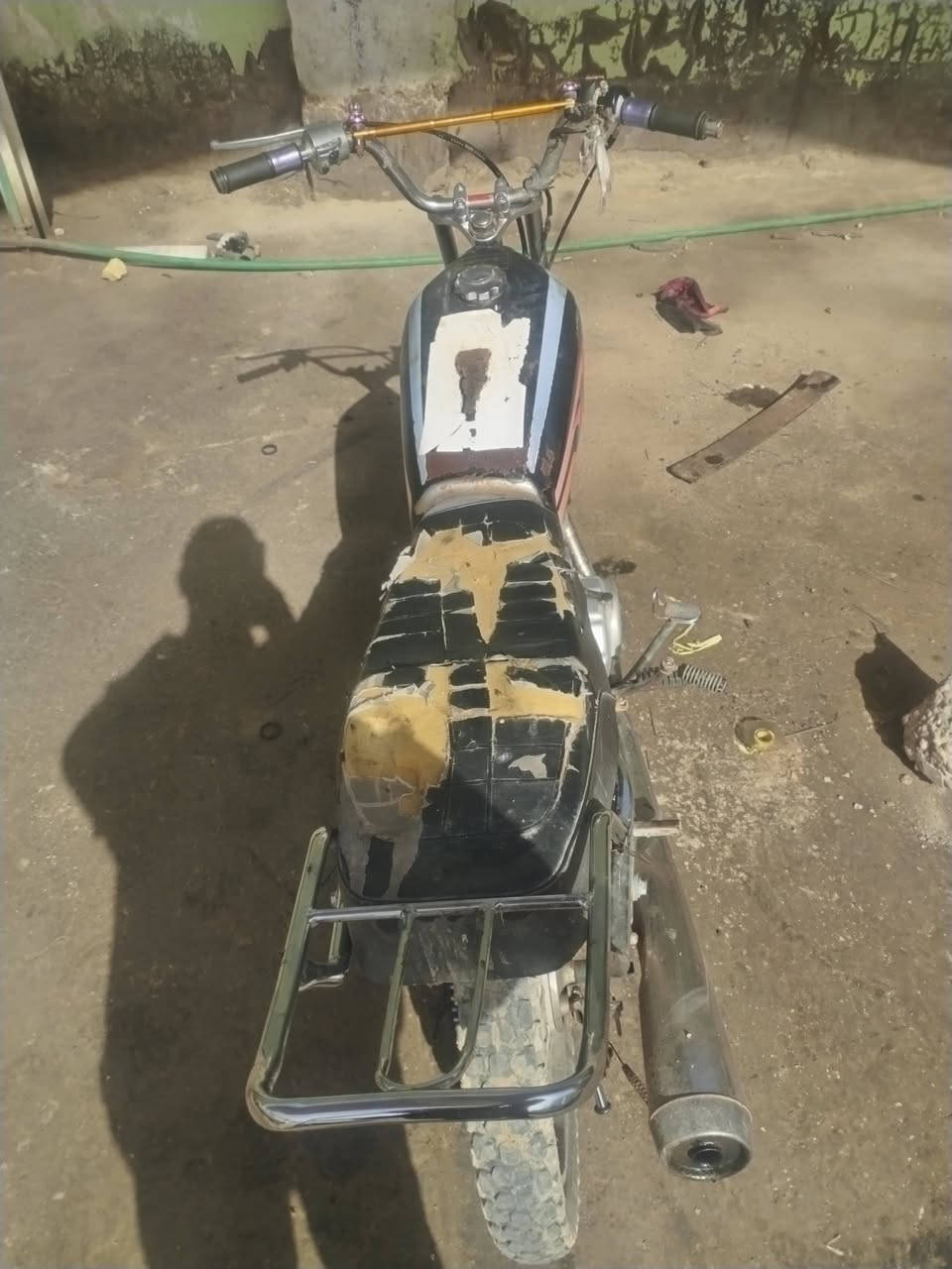 دراجه للبيع ارشه 2018 سعر ٢٢٥ رقم ***********
