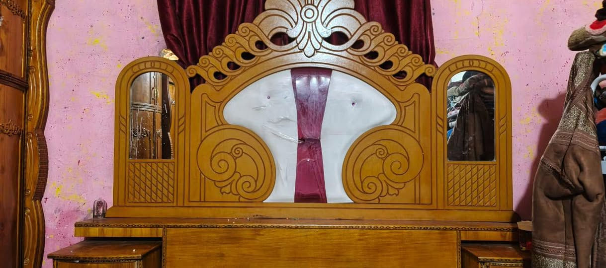 غرفه نضيفه احلا من الصور
للبيع 
المكان الشهداء قرب مجمع النفطي

+964 770 563 9359


**إذا كنت صاحب هذا الإعلان وتريد حذفه لأي سبب، رجاءا أرسل رسالة إلى الدعم الفني**