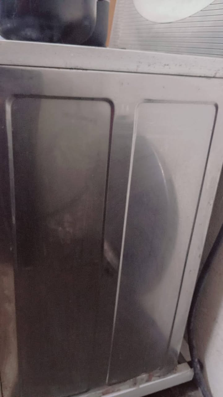 طباخ للبيع نضیفة کلش ای عیب مابي نوعية معروفه عشتار باب اول سعر 175الف بی مجال لطيبين كركوك, العراق


**إذا كنت صاحب هذا الإعلان وتريد حذفه لأي سبب، رجاءا أرسل رسالة إلى الدعم الفني**