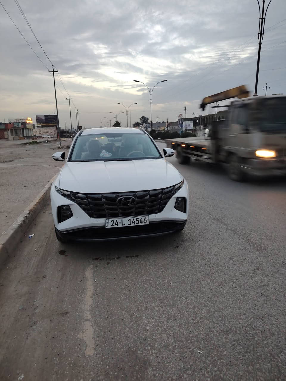 تكسن 2024 للبيع 
ماشيه 8الف
واني صاحب الشرعي بدون اي ضرر او ملاحظات
الاتصال ***********
