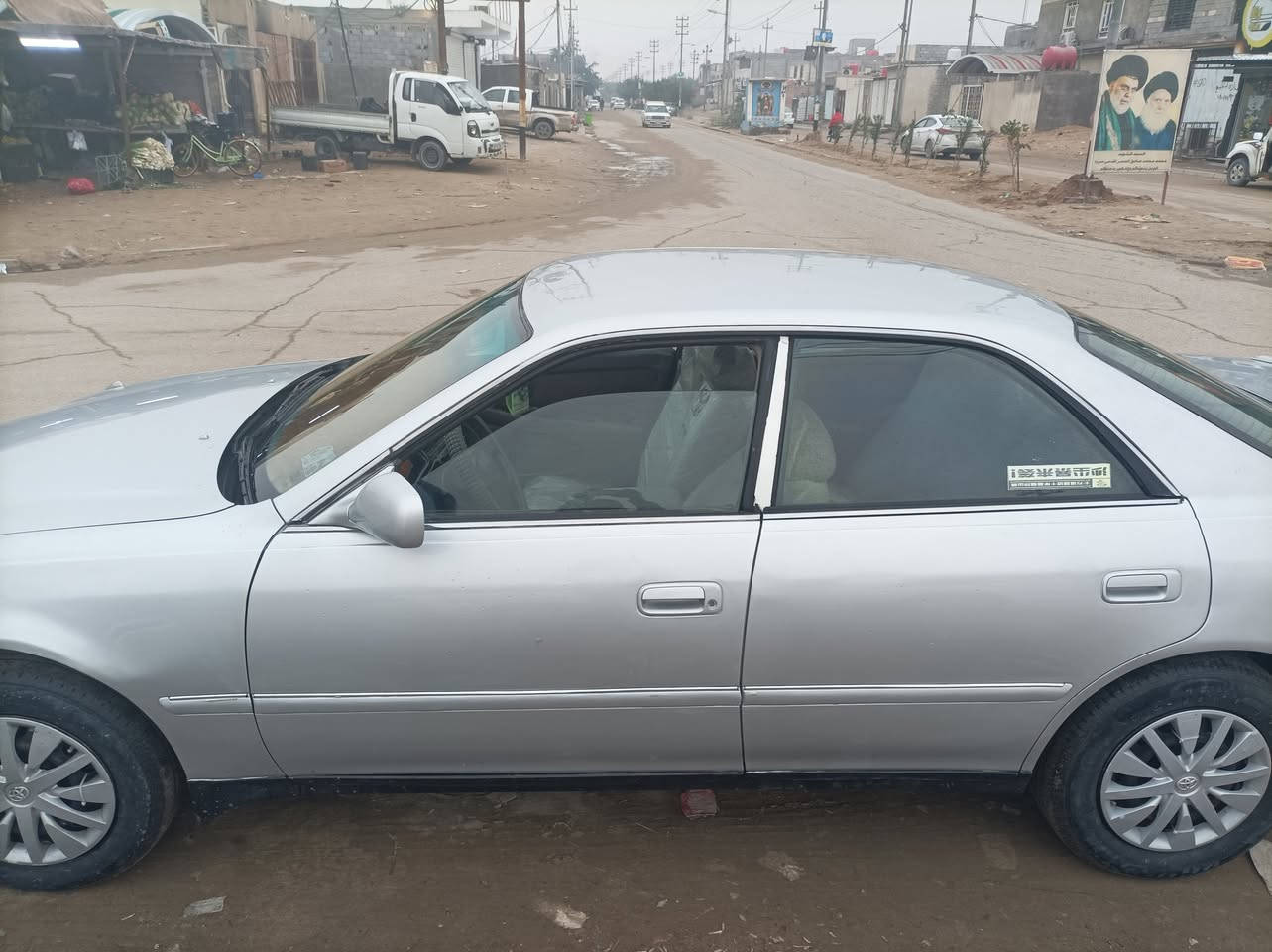 السلام عليكم ورحمه الله وبركاته 
سياره مارك شاهينه مديل 97 مكفوله كفاله عامه من كص ونقل وضربه كير ومكينه ستوه شادهن ونجي. 6  وضفيره وعقل   ومشط وباور  ستيرن  كهربائيات كلها شغاله  تبريد ثلج  رقم بصره سنويه لل31 باسمي  المكان البصره خور الزبير هاتف *********** سعر 85 وبيها مجال
