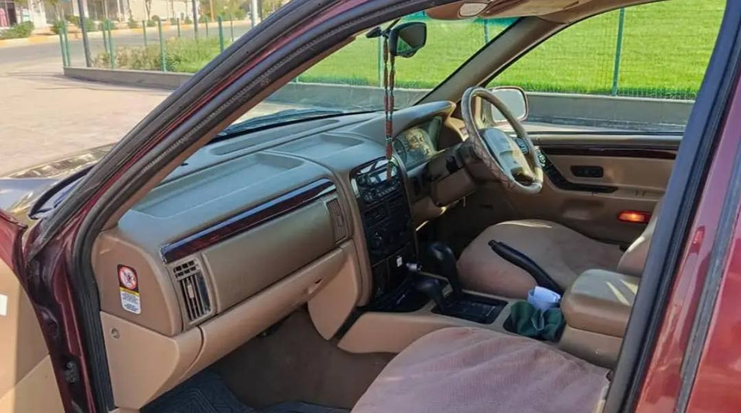 جێب گراند چیرۆکی مۆدیل2002
هەشت بستۆن 4.7
150هەزار ڕۆشتوەسعری 35 لۆک لۆکە هەمووگیانی لەسەر شەریکە داعمی بۆداعمی بەشەرت 4x4 دەبڵ عەکسل بەشەرت دەعمی نیە هەموو گیانی لەسەر شەریکەیە ماوەتەوە هیج مەسرەفی نییە ئەگەر موشەتری نیت سەرمان مەیەشێنە *********** السليمانية, العراق
