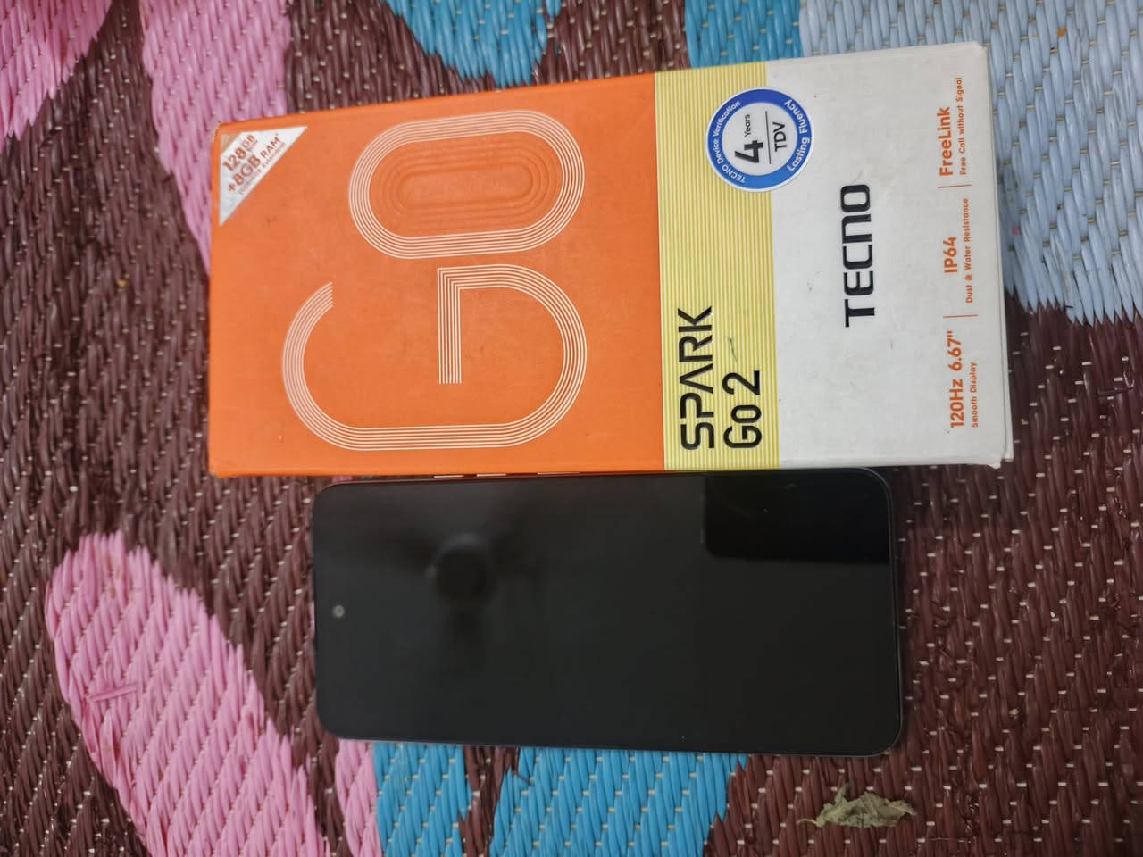 سلام عليكم شاب تكنو سبارك كو 2 نضيف استخدام قليل ذاكرته 128 سعر 140 رقم ***********

