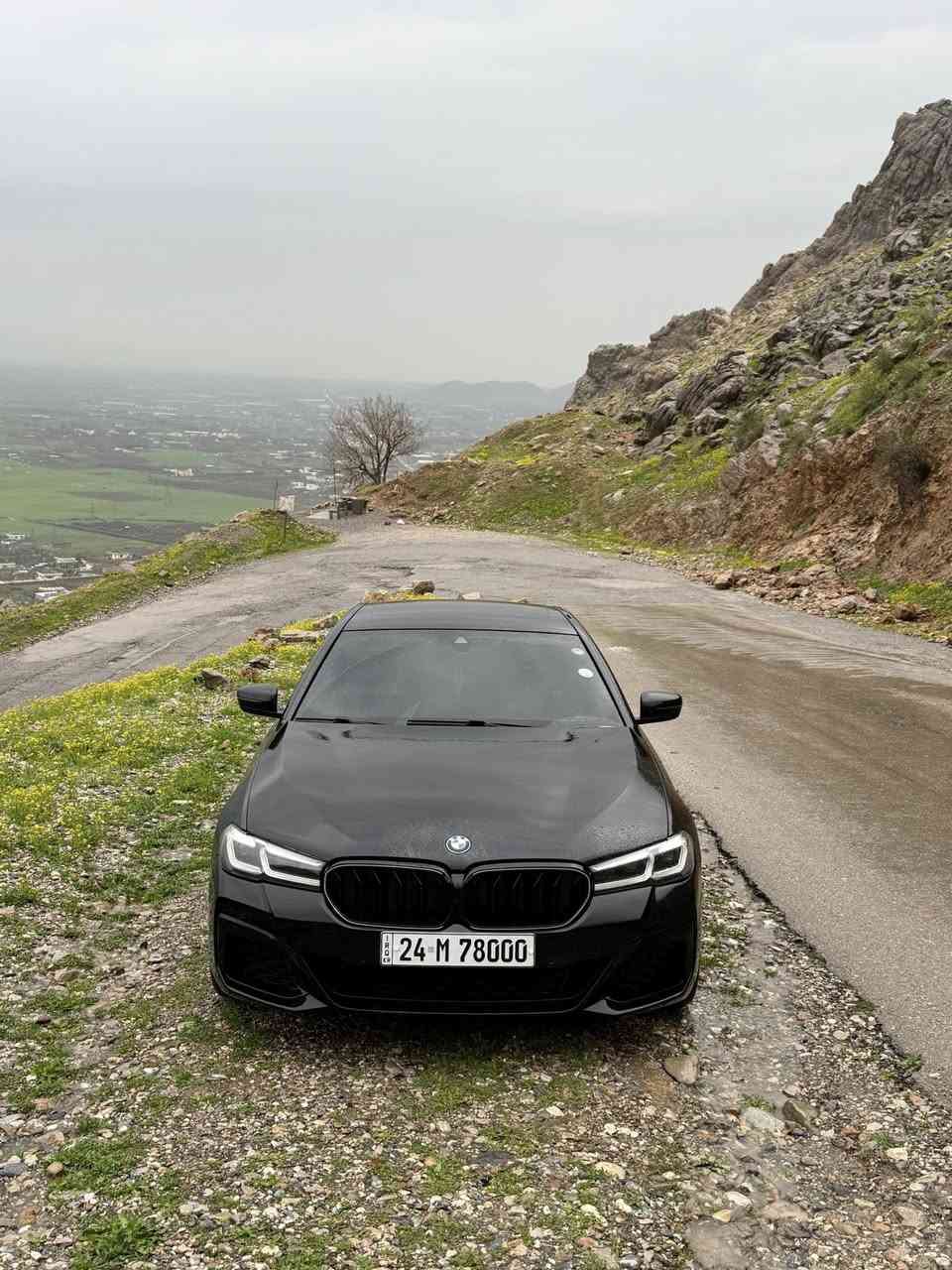 بي ام 530i X drive سياره موديل 2022 فول مواسفات سياره داخل كلين ٢ بصمه بيه جملغ كلير امريكا بدون ضربه ماشي ١٠٠ الف گير محرك كهرباء كله بشرط مكان اربيل 
سعر : ٣٢٥$ شويه بيه مجال 
مكان : اربيل 
***********              ***********
