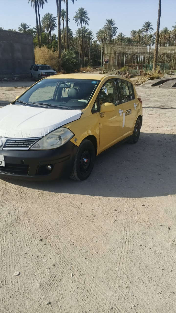 السلام عليكم البيع نيسان فيرسا  موديل 2012 محرك 1800 محرك وكير مكفولات السيارة وارد امريكي بيها جاملغ خلفي جهة اليمنة حدادية أمامية خلفية جديدة تبريد تدفئة كلها شغالة خير من الله السعر 53 مكاني بابل محاويل مامتوجد عله فيس ***********
