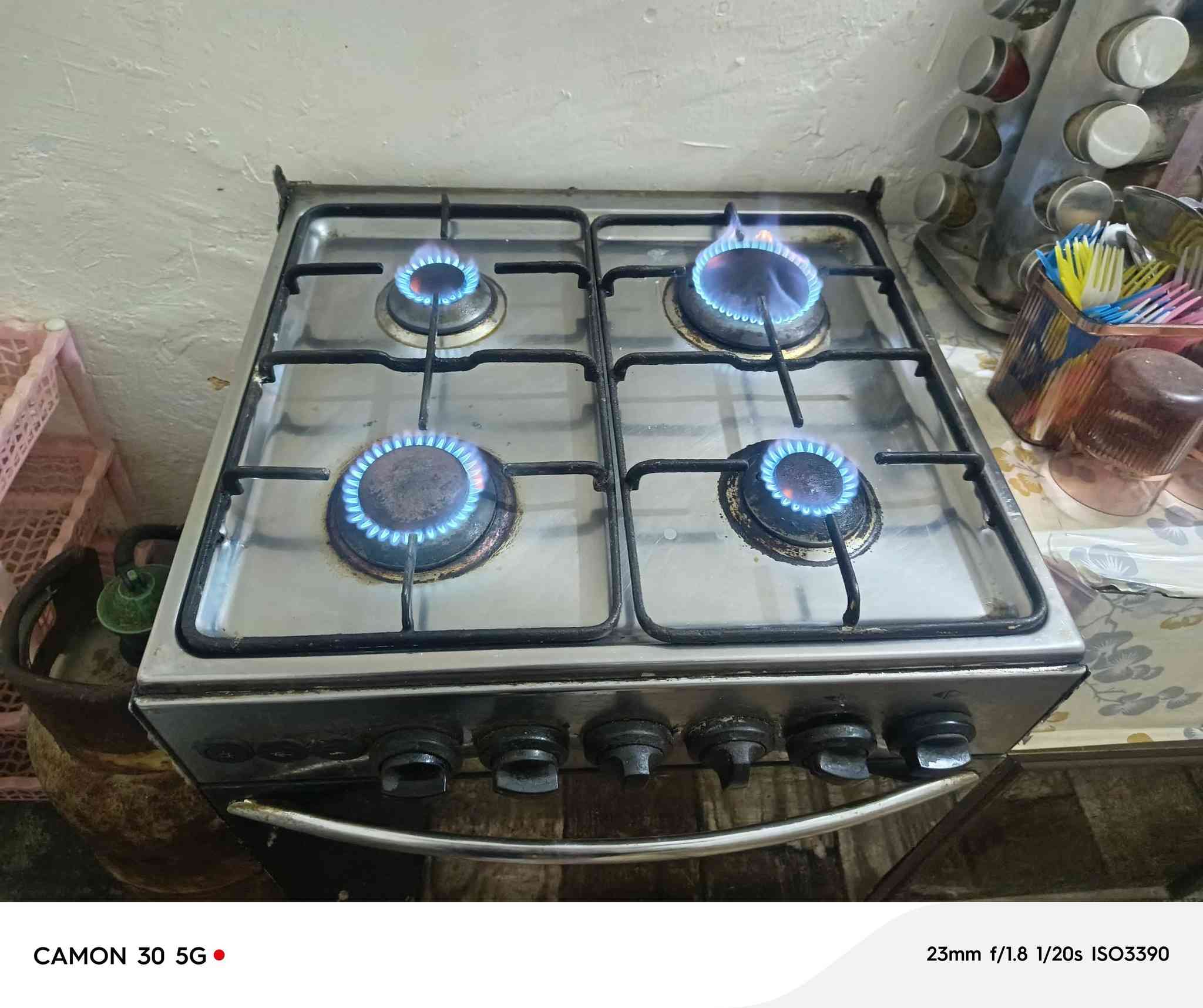 طباخ شغال نضيف مكان بغداد تاجي ب ٥٠


**إذا كنت صاحب هذا الإعلان وتريد حذفه لأي سبب، رجاءا أرسل رسالة إلى الدعم الفني**