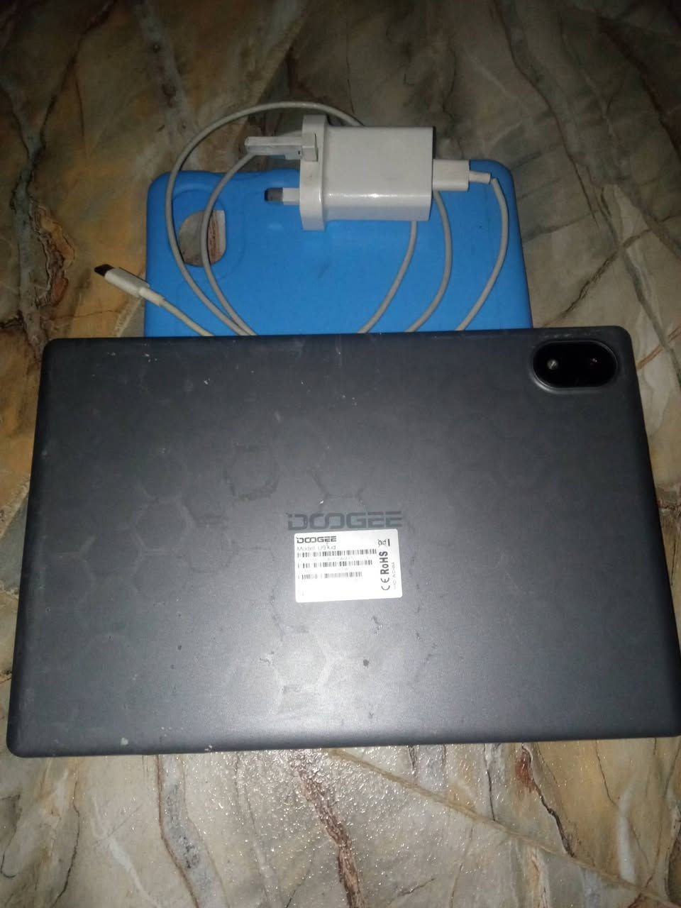سلام عليكم عدي ايباد شومي 
سعر الجديد ٣٠٠ الف 
الشاشة 11.6 بوصة LCD Full HD
الذاكرة 64
رام 4
ممتاز للدراسة و التصفح و المشاهدة 
تايب سي شاحنته 
الايباد جديد والله تجي وين ميعجبك تفحص لزكت الشركه بعدها بي كفر وياه جلاتيني  
السعر ١٥٠


**إذا كنت صاحب هذا الإعلان وتريد حذفه لأي سبب، رجاءا أرسل رسالة إلى الدعم الفني**