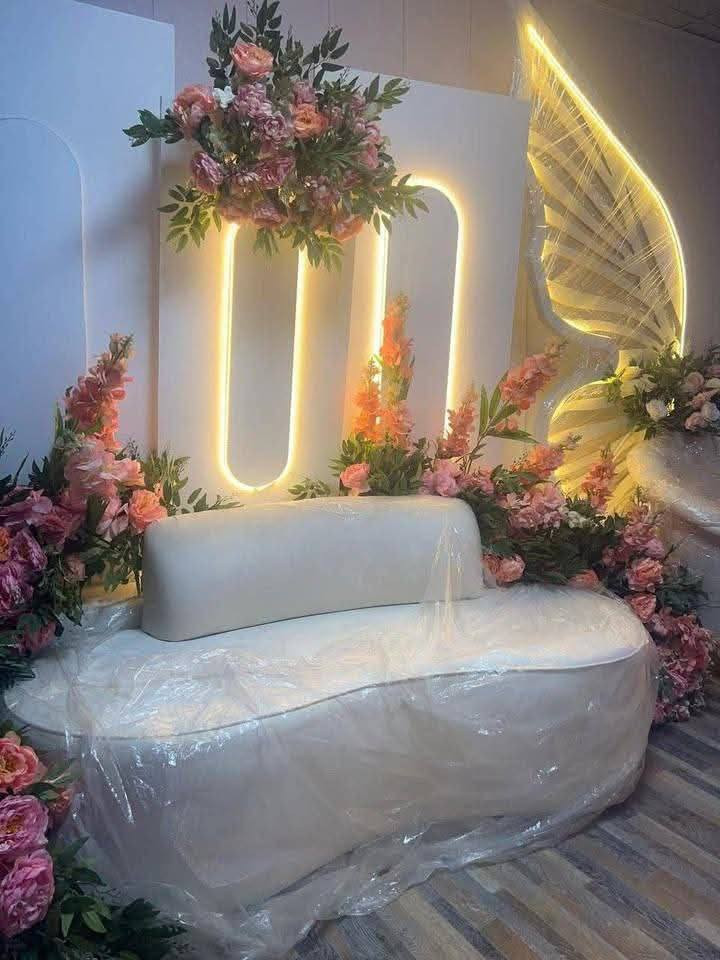 كلهن عليهن عرض لفتره محدود 

بمناسبه راس السنه لمده 5ايام 

سارع بالحجز التوصيل مجاني 🌹

الون حسب الطلب  🎀

للحجز والاستفسار خاص او مراسلتنا واتساب 
( ***********  )
