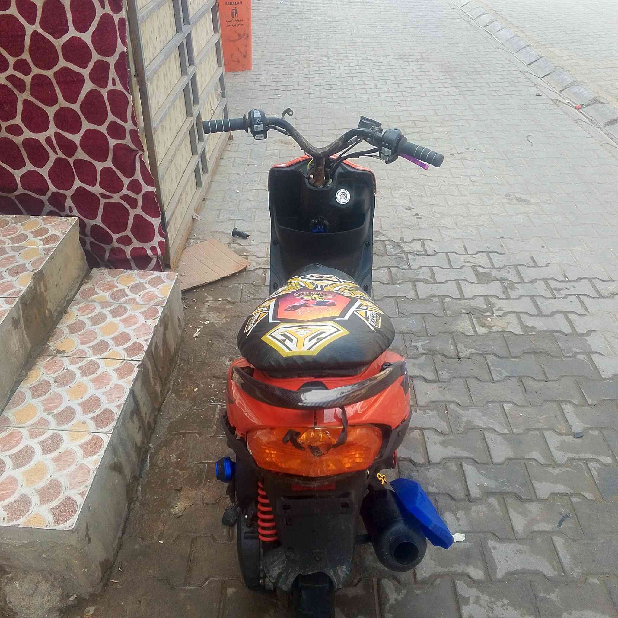 سلام عليكم ماكس عدلة البيع مزودة شوفت عينك من ويل من كزوز ريضي قبق فلوين قطر ملت دهن درجة لا تبخير ولا تنقيص وشغل سلف هندر بوشة55درجة شلعا ومعدل شرط طيك كلجات بلاد سعرها 450وبيهة مجل قليل مكاني عشار طويسة وهاذة رقمي ***********
