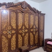 غرفه للبيع ماليزي ثمانية أبواب بسعر 150 الف 07735318256