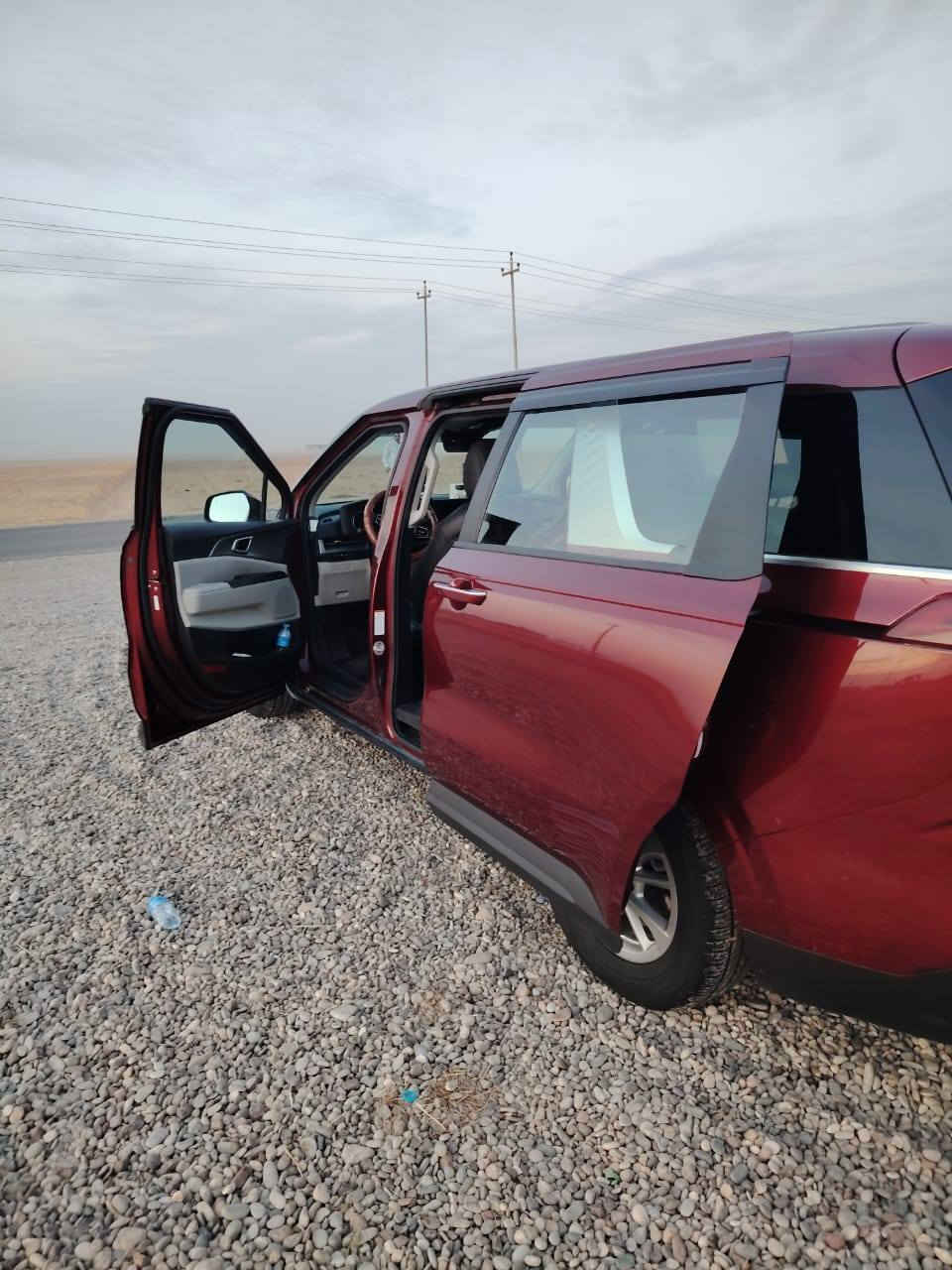 كرنفال موديل 2024 / منفيس بأسمي 
بچم كبس 
حادثها مرفق بالصور بـ امريكا 
وبيها بطخة براس البنيد والجاملغ الايمن بارد 
مواصفات lx
حساسات امامي خلفي 
رادارات 
ابواب كهرباء 
بصمات
تشغيل بصمة
تشغيل 🔛 عن بعد
محرك شرط
گير شرط 
تواير جديدة
صدر جديد 
سيارة جاهزة 
وبعد بيها مواصفات النوب
ماشية 98 الف 
السعر 230
***********
***********
مكاني كركوك واتواجد في بغداد
