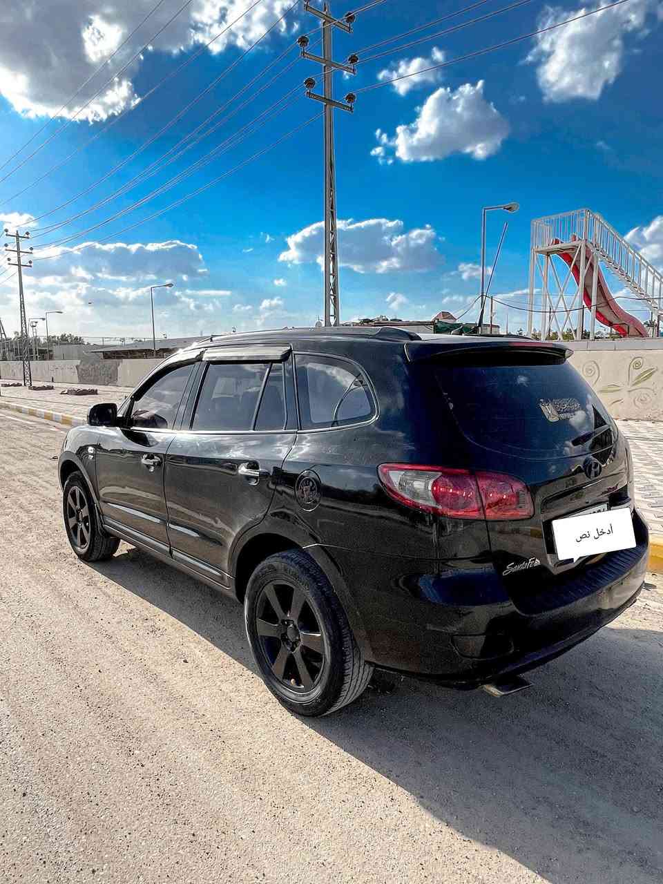 سنتافي 2009 ادوات ادوات كصه كاز السياره فول مواصفات
7راكب تحكم استيرن جهتين  بصمه بيبان 
نظام اسكورت قفل سرعه ثلاجه بالفرس تبريد خلفي امامي
نظام ايكو اقتصادي دواخل جلد مميز مري شفط مرقم انكليزي شمالي
السعر60ورقه وبيها مجال كلش بصيط حق الجيه 
مكان السياره ذي قار لاستفسار الاتصال *********** علمآ السياره احله من الصور ودخول جديد
