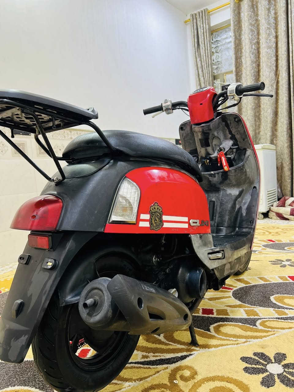 السلام عليكم
دراجه بوليس نوزل 
دراجه نضيفه صارله شهرين نازله من الرمبه 
مكفوله برغي ما مفتوح منه
مكينه ناعمه 
الستفسار ***********
