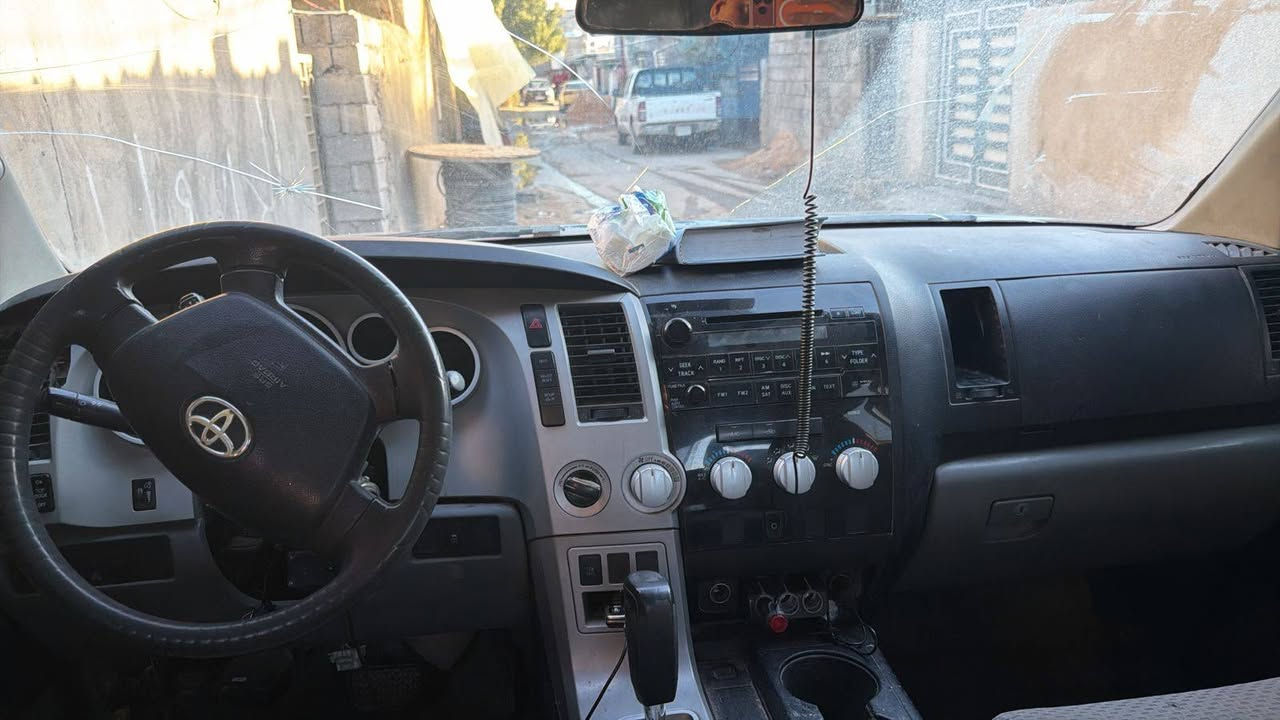 تيوتة تندرة 
الموديل 2008
سيارة كاملة من كلشي 
8 سلندر 
سيارة ادوات 
السعر 48 بيها مجال 
المكان بغداد
___________
فورد سلفادور 
الموديل 2008
سيارة يراد الها رولة وقايش
سيارة ادوات 
8 سلندر كاز 
مكاني بغداد
السعر  38 بيها مجال 
صورها بل تعاليق


**إذا كنت صاحب هذا الإعلان وتريد حذفه لأي سبب، رجاءا أرسل رسالة إلى الدعم الفني**