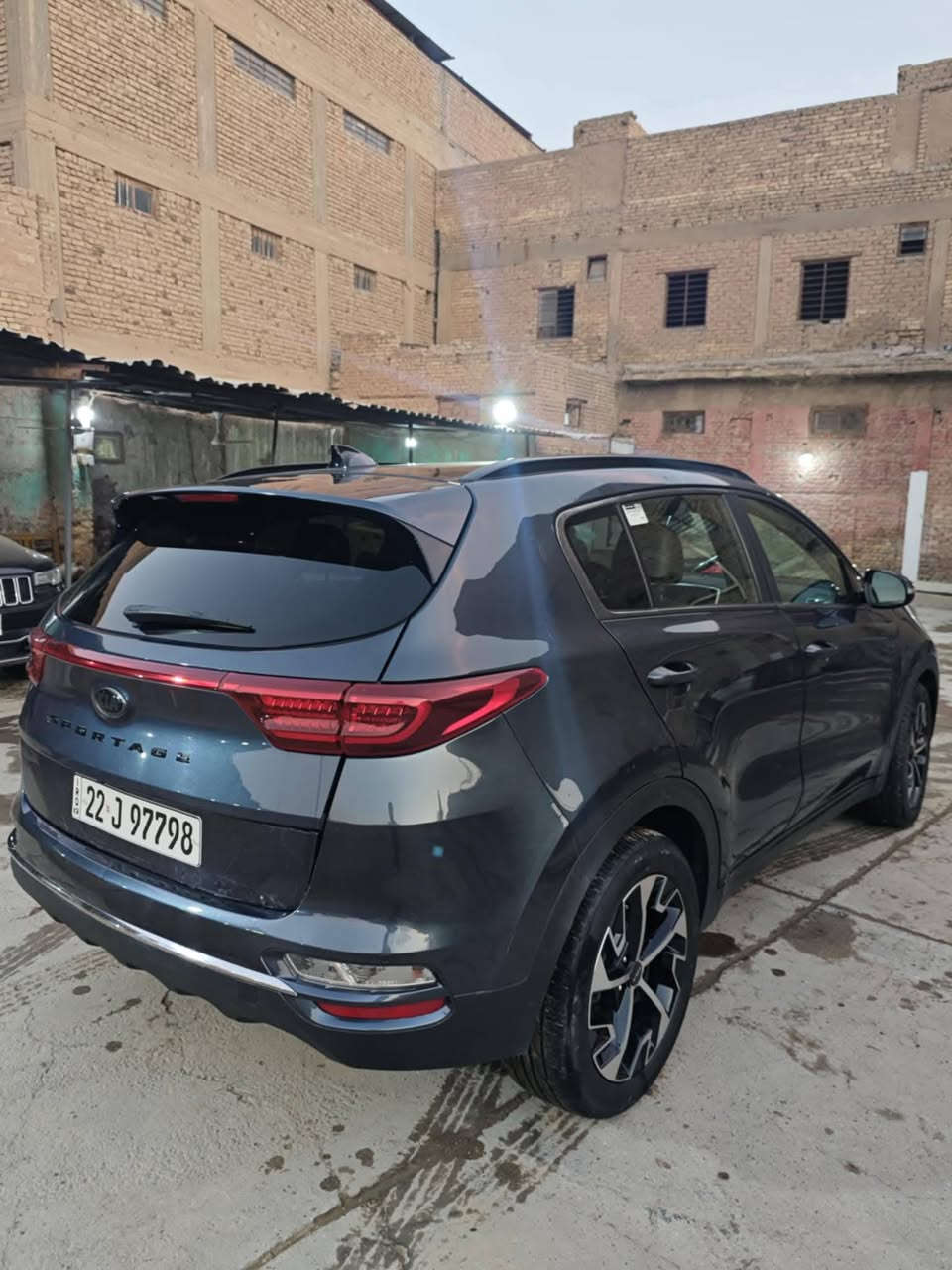 سبورتج 2022 فول مواصفات بنوراما بصمه فول للاخير
حادثها كلش بسيط جاملغ جهة السايق ودعاميه خلفيه واضح بالصور كلشي رقم اربيل الدولي 
مواصفات الفول معروفه 
سعرها 185 وبيه مجال 
للتواصل ***********
