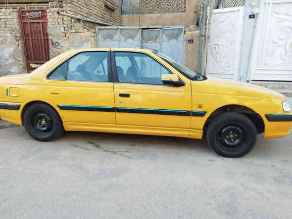 بيجو بارص 15 جاهزه مابيه لاضربه ولاصبغ ولا تبديل سياره فقط هلال الخلفي معمر تبريد ثلج سياره باسمي ب50 وبيه مجال *********** مكان السياره بغداد
