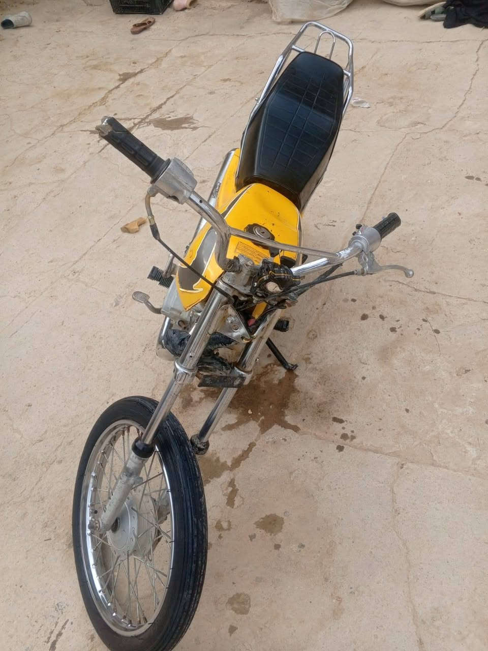 اربعه كير للبيع أوراق تصال ***********
