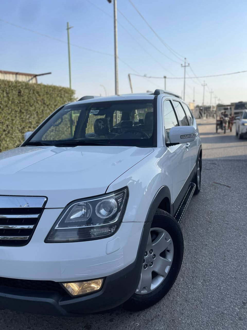 السلام عليكم
للبيع أو المراوس 

كيا موهافي فول 1/1 

موديل.               2013 خليجي استيراد خاص 

المواصفات 

بصمة دخول 

بصمة تشغيل 

فتحة سقف 

حساس امامي 

حساس خلفي 

زراك لايت 

لد امامي 

لد خلفي 

عداد ليزري 

جنطة شفط 

لايت زنون اصلي 

اشتري بل المري 

مري شفط 

ومري قلاب 

انارة داخلي 

داخل صاج 

داخل جلد

كرسي ذاكرة 

استيرن كهرباء  

كراسي 2كهرباء 

ترحيب عند الاقتراب 

فوريل 4+4 

سبعة راكب 

ثلاث قطع تبريد 

محرك 3800 

ماشية 150 اصل لاملعوب بيها ابد 

وبعد بيهة هواي مواصفات

السيارة مكفولة كفالة عامة 

محرك وكير علة وضع الشركة مكفولات 

كهربائيات كلها شغالة 

 

السيارة عليها منضومة غاز اصلية أم الضمان 

المنضومة سعرها 650 ألف شرط اصلية ام ال 60 لتر 

وين متروح ب ٩ ألاف دينار انسة الصرف 

السيارة جاهزة حدادية ومحرك وكير وتبريد ثلج 

تايرات جدد 

رقم بغداد بسمي سنوية لل 2029 جديدة 

السعر 163 وبيها مجال للطيبين جاهزة السيارة 

مكاني النجف لاتصال  ***********
