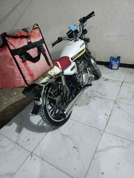 السلام عليكم سيفان موديل ٢٠
السعر ٤٥٠ وبيهه مجال حك الجيه حي اور سبع قصور 
***********
