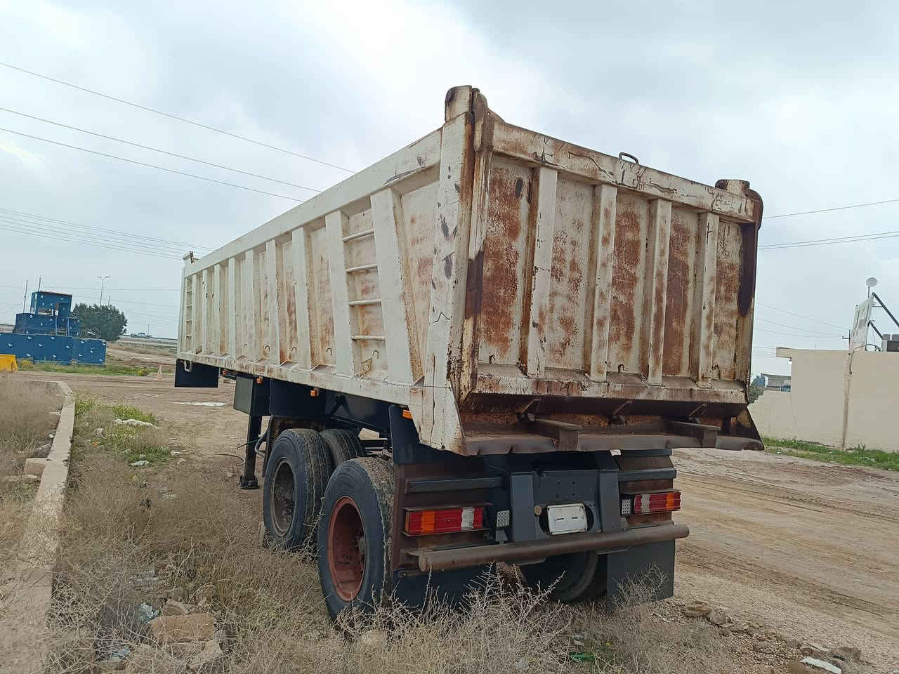 السلام عليكم 
للبيع 
عربانه حداديه ماموت 
32.5 م
شاصي 16 مكفول 
جك مال حوضيه
مجموعه براد 16 مكفولة مال ارتال
ترهم 4 دناكير دبل شاصي
كامله كهرباء هواء فول 

السعر 150 وبيه مجال للشراي 

معرض العراق لبيع السيارات والآليات الثقيلة 
الانبار ـ الفلوجه معارض الخط السريع 
*********** - ***********
