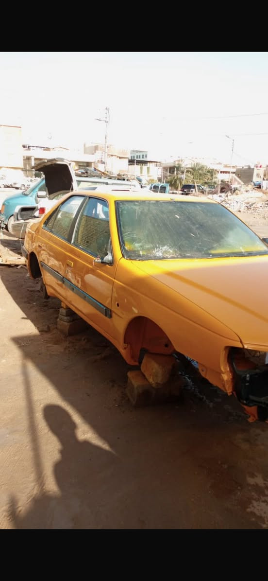 سلام عليكم بيجو بارص نضافه كدامك كلشي بيها جديد مديل 18محرك وكير يراد الها سعرها 35وبيها مجال   مكاني بصره جزيره ***********
