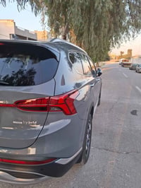 للبيع سنتافي موديل 23 فول مواصفات ليمتد هايبرد ماشيه 13,000 ميل للاتصا...