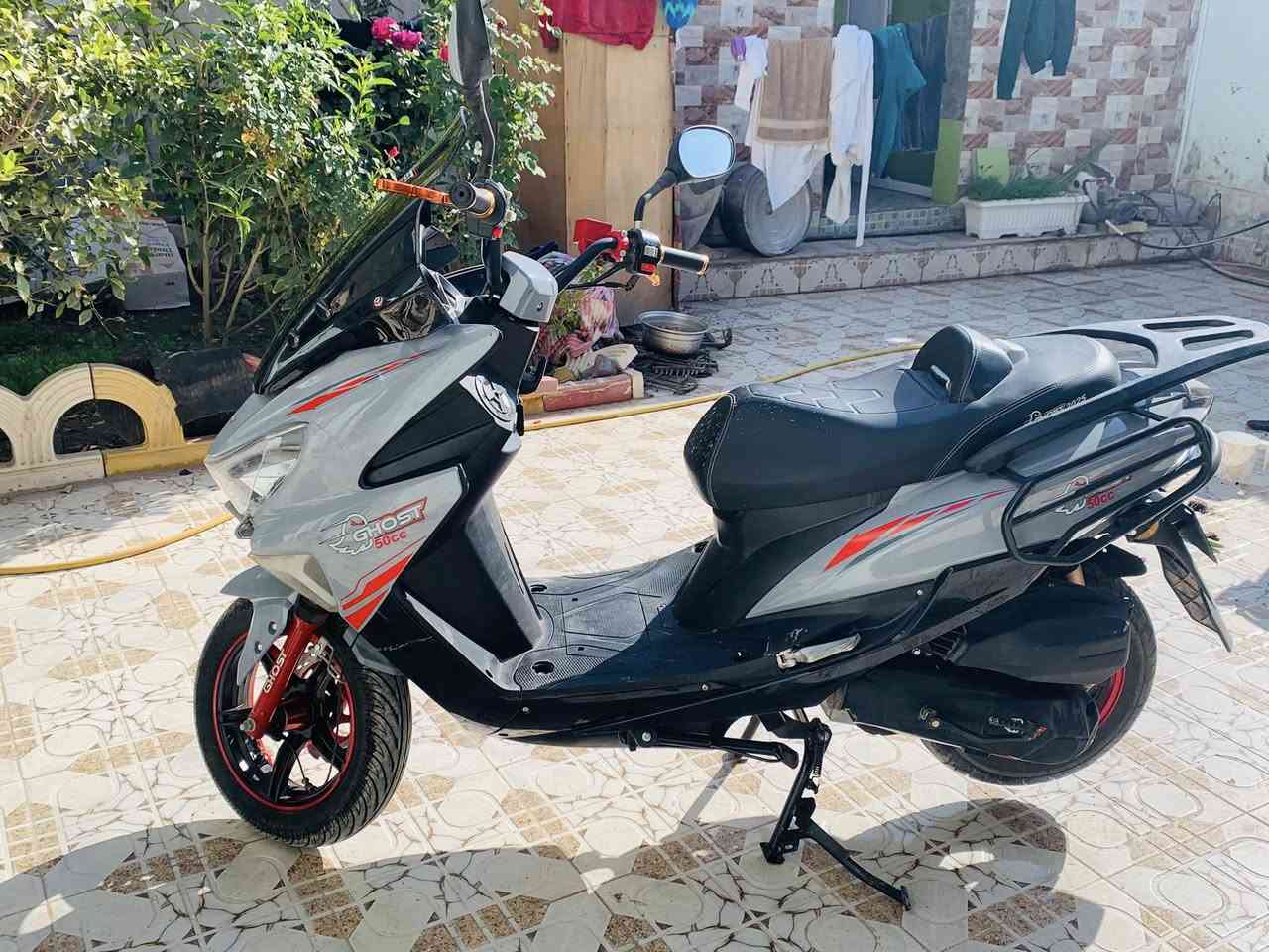 سلام عليكم دراجه جوست 2025 للبيع ماصارله هواي من ماخذينه بعده جديده على وضع الشركه ماملعوب بيه رايده ب ٧٠٠ محركه مكفوله وهاذه رقمي ***********
