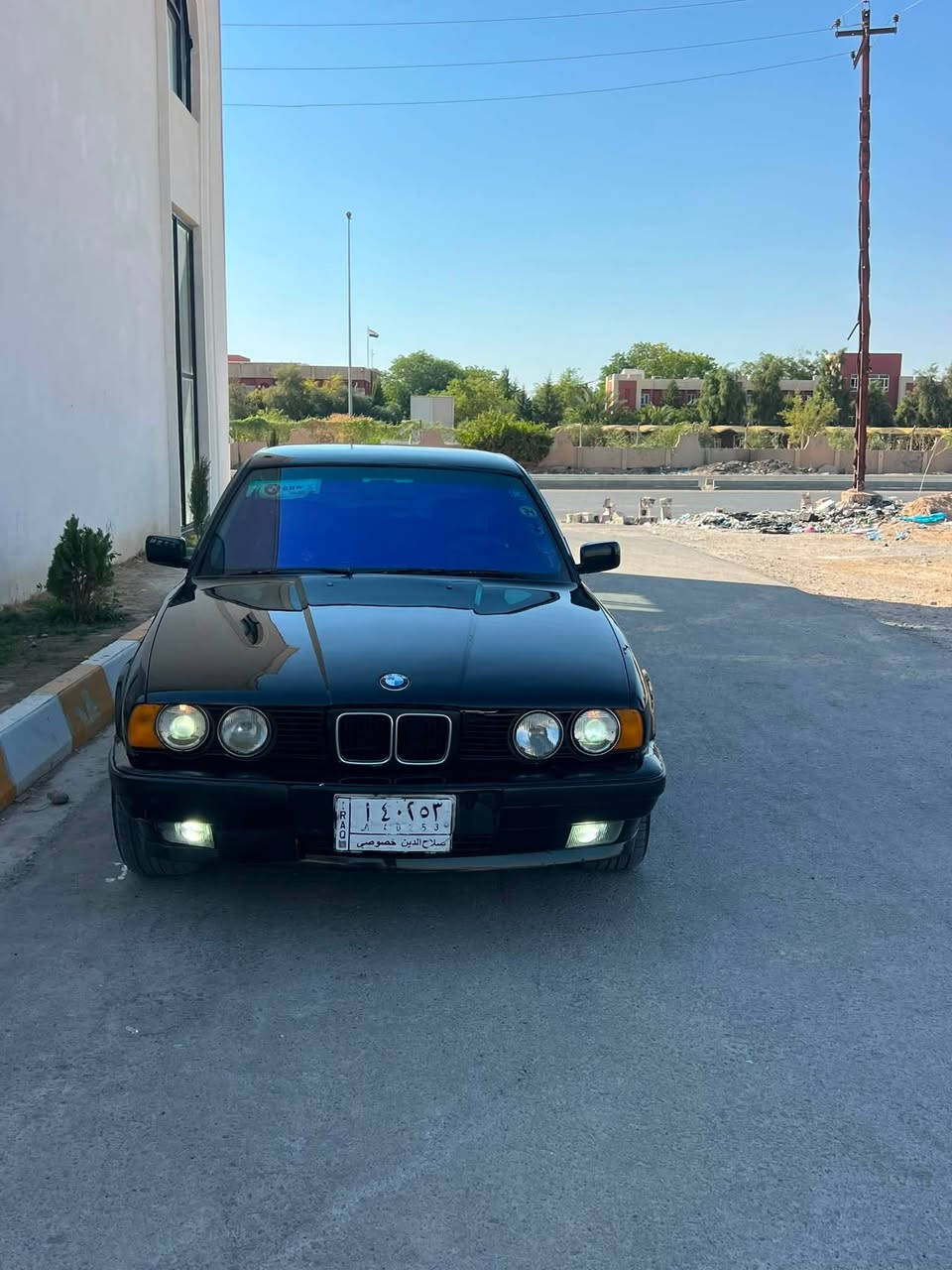 السلام عليكم…..الحلال للبيع ….
‏BMW بسعرمناسب جدا 54  وبيه مجال  
لوون اسود ملكي  اصل مميز جداً
مكينه مسكر25 ..لووك اصل بليته  وسنويه 
كير مكفوول … اوتو 
سنت لوك حته الجطه تقفل. دبل باتري 🆎
تخم تاير جديد صدر جديد ويل خليه اصلي.  غرفه جلد 
داخل صاج كله جديد 
⚔️السياره موصفات خاصه شغاله مسجل سماعات 🔊 فول لايت بك لايت اصلي بجم  زنون اصلي 
✋🏻السياره مرشوشه عام بدون ضربه شرط 
رقم صلاح الدين  
 سنويه جديده بسمي شرط التحويل مكان 🔺السياره تكريت القادسيه 
رقم ***********.  بسعر 
54  وبيه مجال
