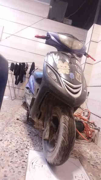 ماكس ١٤٠ سلف هندر شلعه معدل لانضوح لأ تبخير مكينه ناعمه دهن جديد  اشاير كلوب هورن كله شغال قفل جنطه ستيرن احله من صور  شغل وطلع كلهه شغاله  يردلهه بس غسله  دراجه   المكان الغزاليه شاري يتصل مزجر وتساب ***********    سعر ٣٠٠
