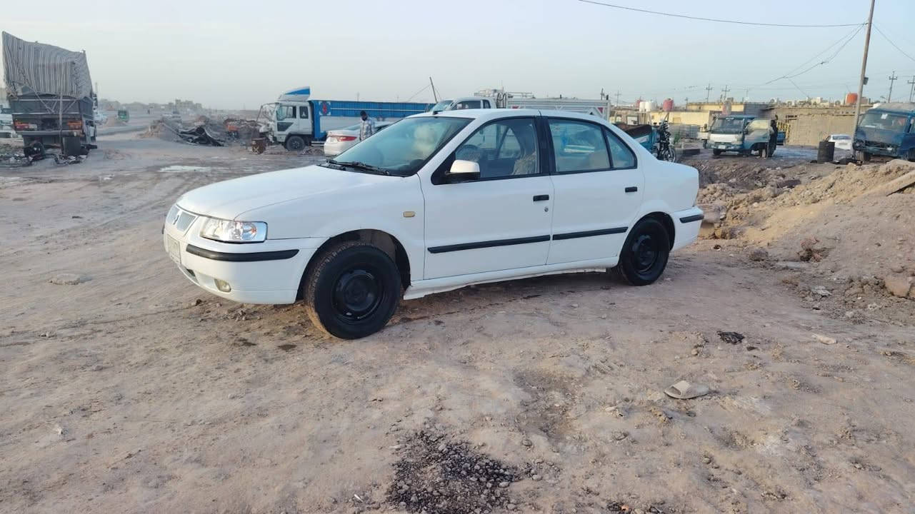 سمند موديل 11 جاهزه من الطول للطول ترايك لبغداد نقص فقط التبريد كفاله من الضربه والتبديل فقط القماره بيه صبغ اثر زنجار مو خياس والتصوير موجود قبل لا اصبغ بسم صديقي تحويل بالبصرة مشروع وطني السعر ب 45 وبيه مجال بسيط للشراي العنوان البصرة حي الاصدقاء ***********
