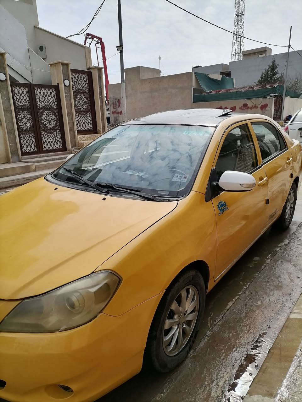 سلام عليكم بي واي دي 2013 كير عادي  جي 3 بصمه اصليتو رقم بغداد الشرعي بل موصل تحويل وكاله حسب الاتفاق مطلوبه هيئه من حك السياره تنزل كير محرك تبريد تدفئه كلو شرط السعر ٤٥ موصل الأيسر ***********
