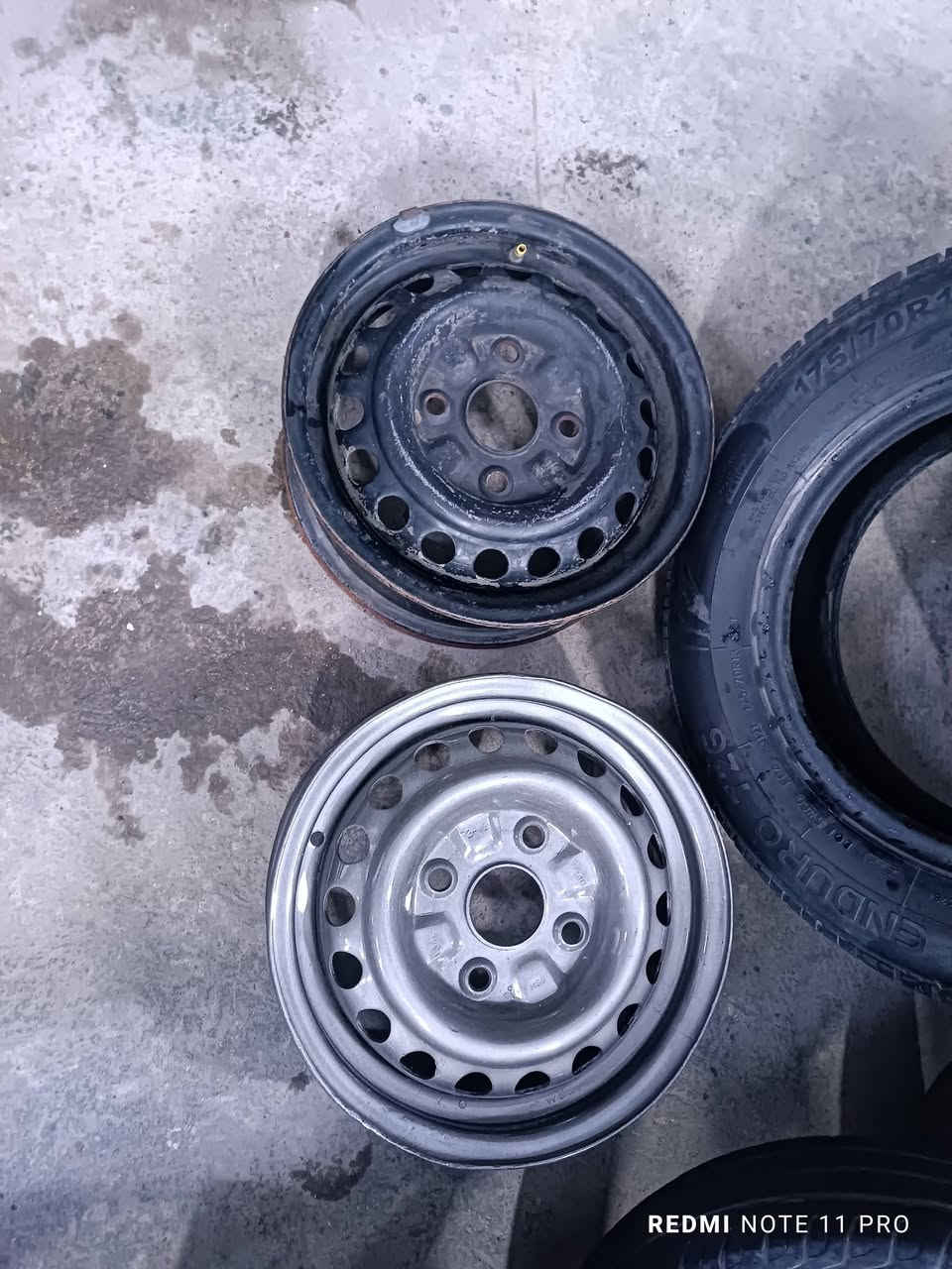 تايرات للبيع حجم 13/175/70
وزوج اوياله مال سايبه 

مكاني بغداد ***********
