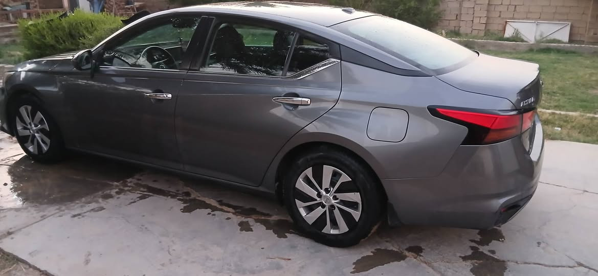 السلام عليكم نيسان التيما٢٠٢٠ راقم بغداد باسمي مشروع وطني
بينيد طاير ع بدايت لقمارة 
سعرها ١٣٨ وبيها مجال قليل 
ديالى بلدروز 
للاستفسار ***********
