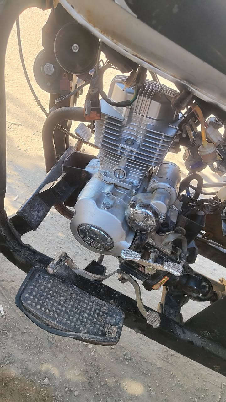 ستوته لبيع 2014 جهازه مرقمه مكاني ناحيه الحريه تصال ع رقم
***********
