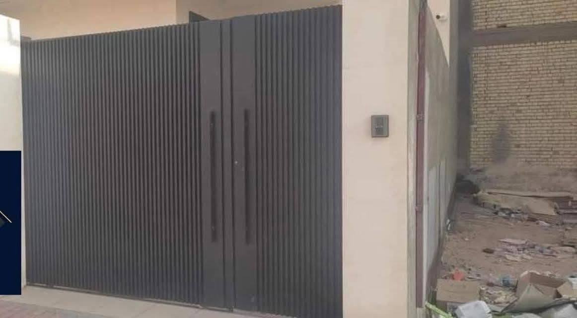 سلام عليكم حدادة عامها شغل مضبوط وموعد تفاصل بيبان شبابيج ساقف كيسبان كيبري مع تنضيف جميع الحديد وصبغ حياكم الله نعمل جميع مناطق البصرة  *********** شغل درجة اولى وحدث شي
